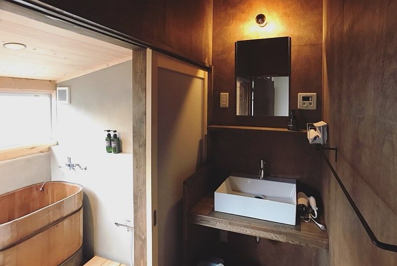 bo-suu-tap-phong-tam-phong-cach-nhat-ban